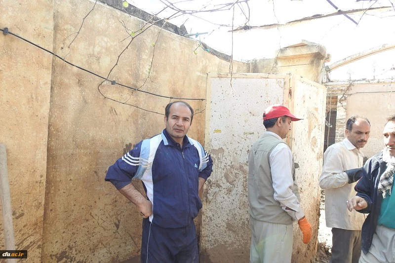 حضور کارکنان و اساتید جهادی دانشگاه فرهنگیان استان لرستان در شهر سیل زده پلدختر