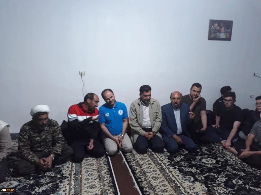 گزارش تصویری از اردوی جهادی دانشجومعلمان استان تهران در کمک به مناطق سیل زده 4