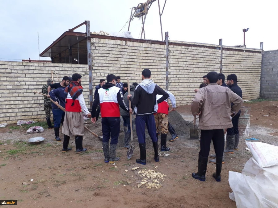 گزارش تصویری از اردوی جهادی دانشجومعلمان استان تهران در کمک به مناطق سیل زده 6
