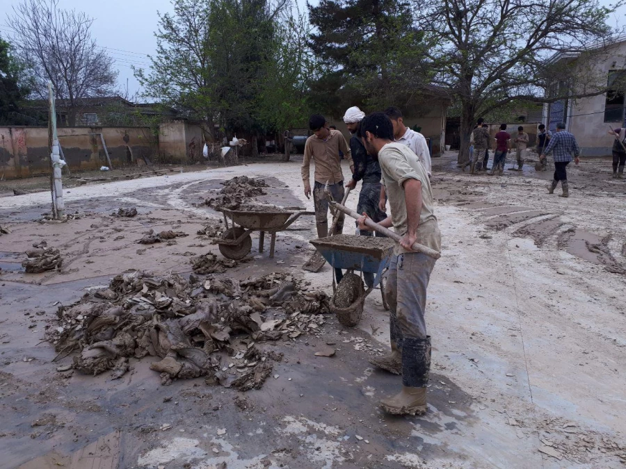 حضوردانشجومعلمان پردیس آیت الله خامنه ای گرگان در قالب اردوی جهادی در مناطق سیل زده 5