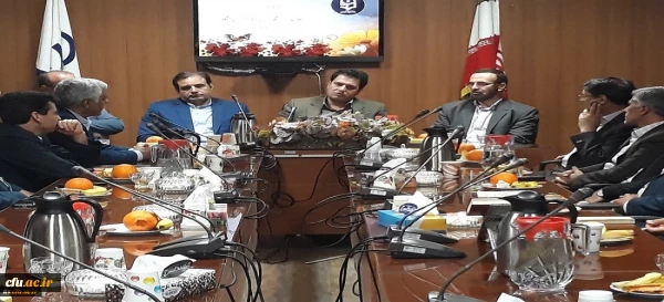 حضور دکتر روشندل در شهرستان های کاشمر، سبزوار و شاهرود :
(( تربیت معلم یک جریان مستمر ومستلزم نگاه حرفه ای به آن است)).
 2