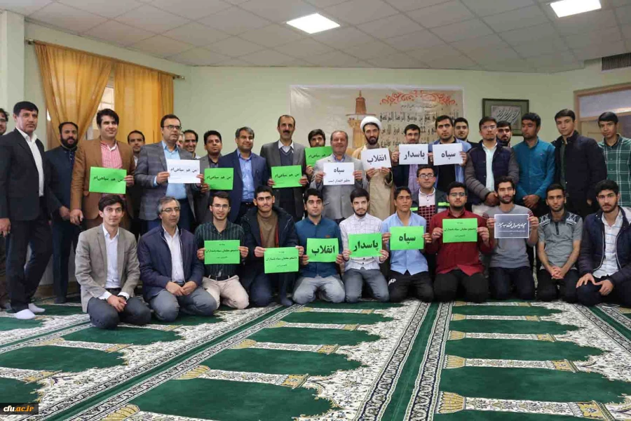 دانشجویان و کارکنان پردیس های دانشگاه فرهنگیان استان خراسان شمالی مخالف تروریستی خواندن سپاه اند. 3