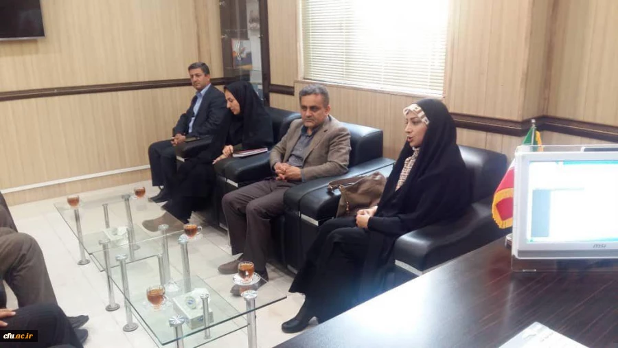 باهدف بررسی راهکارهای همکاری وتعامل بیشتر برگزار گردید:

دیداروگفتگوسرپرست پردیس بنت الهدی صدربامدیرآموزش وپرورش شهرستان بوشهر 2