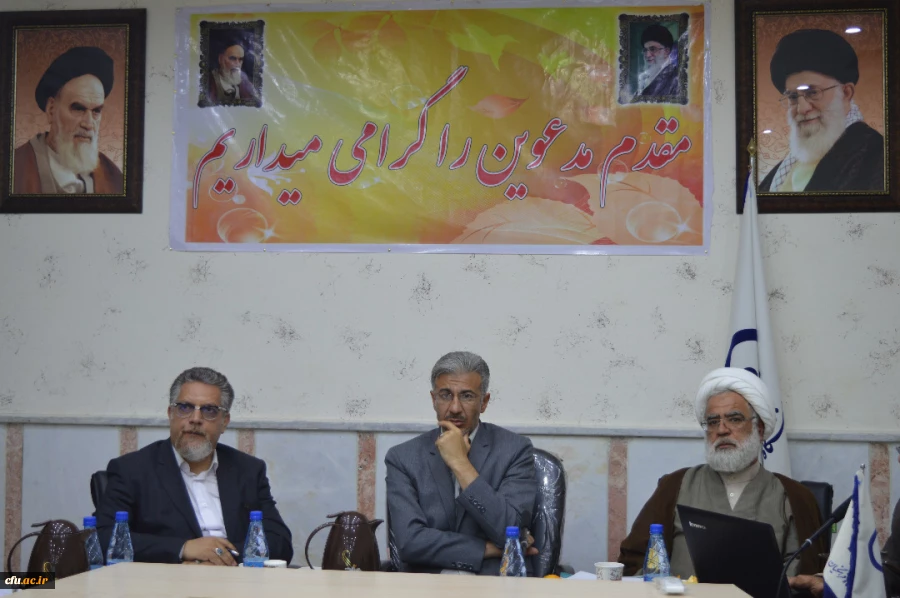 تشکیل جلسه آقای دکتر کچو ییان (معاون نظارت ، ارزیابی وتضمین کیفیت )با اعضای ستاد وامداد رسانی دانشگاه فرهنگیان استان خوزستان وبازدید از ستاد مرکزی وامداد رسانی در مدیریت امور پردیس های استان خوزستان