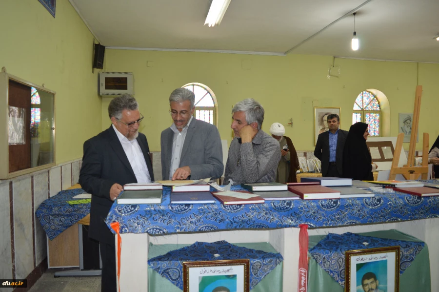 تشکیل جلسه آقای دکتر کچو ییان (معاون نظارت ، ارزیابی وتضمین کیفیت )با اعضای ستاد وامداد رسانی دانشگاه فرهنگیان استان خوزستان وبازدید از ستاد مرکزی وامداد رسانی در مدیریت امور پردیس های استان خوزستان