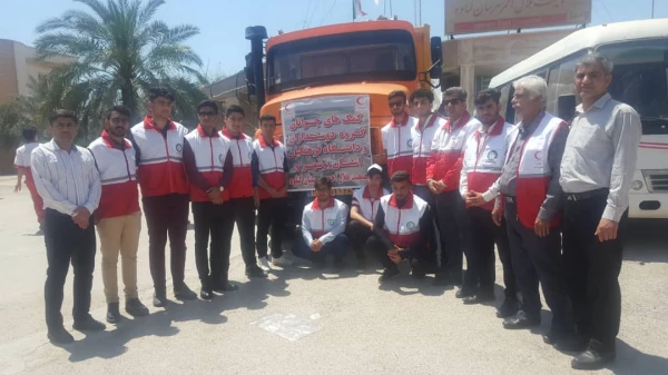 بدرقه و اعزام جمعی از دانشجومعلمان جهادگر داوطلب پردیس علامه طباطبایی دانشگاه فرهنگیان استان بوشهر به مناطق سیل زده خوزستان برای امدادرسانی به هموطنان سیل زده  9