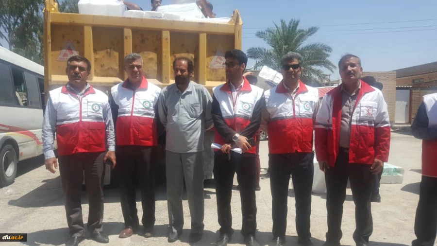 بدرقه و اعزام جمعی از دانشجومعلمان جهادگر داوطلب پردیس علامه طباطبایی دانشگاه فرهنگیان استان بوشهر به مناطق سیل زده خوزستان برای امدادرسانی به هموطنان سیل زده  10