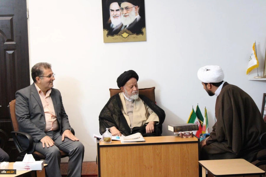 دیدار کارکنان،اساتید و جمعی از دانشجویان پردیس های استان سمنان با نماینده ولی فقیه 4
