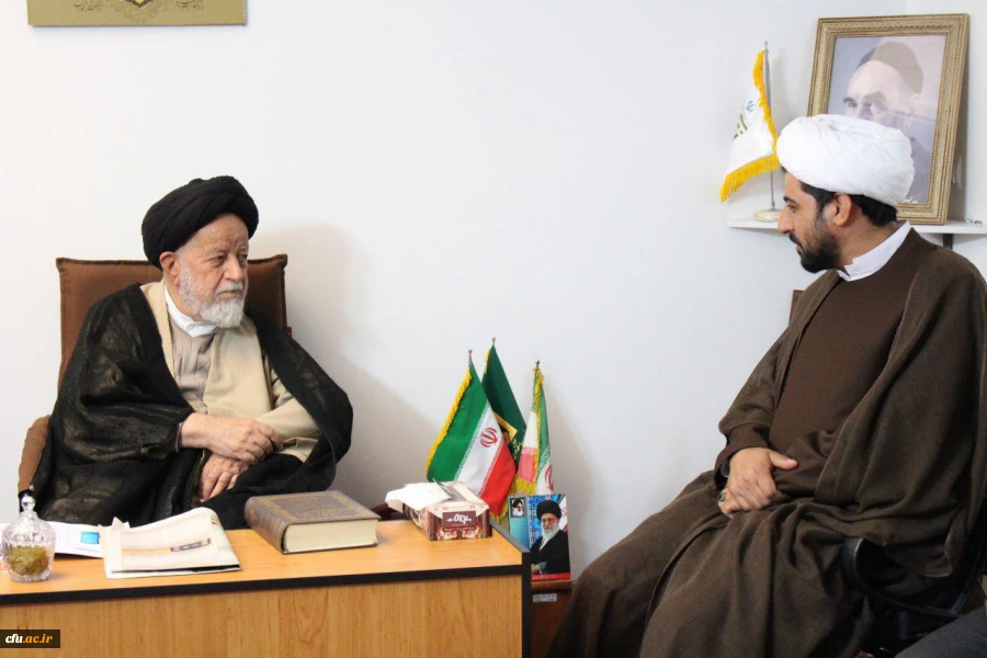 دیدار کارکنان،اساتید و جمعی از دانشجویان پردیس های استان سمنان با نماینده ولی فقیه 5