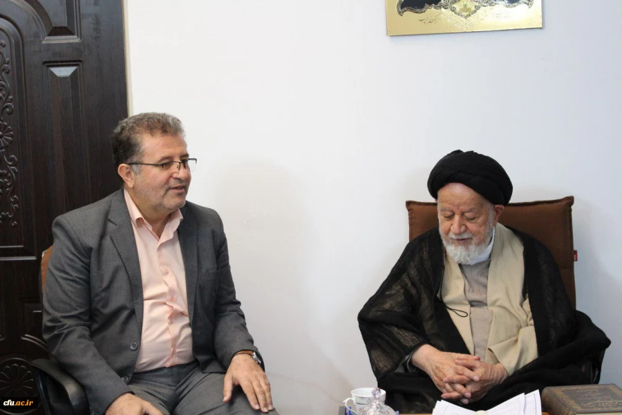 دیدار کارکنان،اساتید و جمعی از دانشجویان پردیس های استان سمنان با نماینده ولی فقیه 6