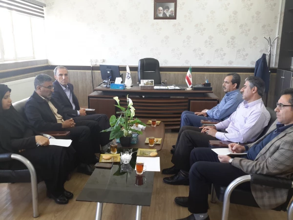 جلسه کمیته کمک رسانی دانشگاه فرهنگیان ایلام  به سیل زدگان