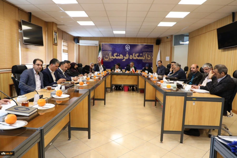 معاون آموزشی در اولین نشست ستاد برگزاری همایش ملی کارورزیک

همایش ملی کارورزی سرآغازی برای تحول این عرصه با بهره مندی از ظرفیت های علمی کشور 2