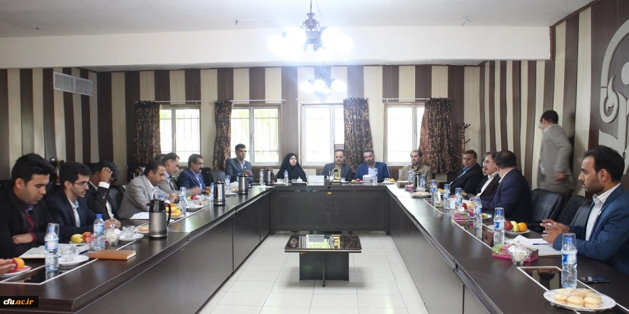 جلسه روسا ، مدیران کل و نمایندگا ن دستگاههای اجرایی استان فارس در دانشگاه فرهنگیان فارس واحد آموزش عالی شهید مطهری برای بررسی و رفع مسائل و مشکلات این مرکز 2