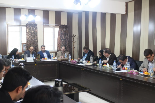 جلسه روسا ، مدیران کل و نمایندگا ن دستگاههای اجرایی استان فارس در دانشگاه فرهنگیان فارس واحد آموزش عالی شهید مطهری برای بررسی و رفع مسائل و مشکلات این مرکز 4