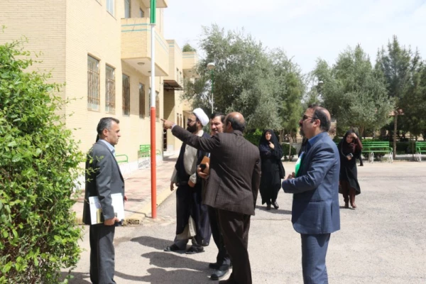 بازدید معاون طرح و برنامه و توسعه منابع دانشگاه فرهنگیان از پردیس فاطمه الزهرا (س) یزد
 5