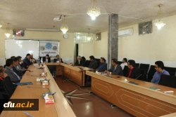 نشست هم اندیشی اساتید و کارکنان پردیس شهیدان پاک نژاد یزد با دکتر خاکی معاونت محترم طرح و برنامه و توسعه منابع دانشگاه فرهنگیان
 4