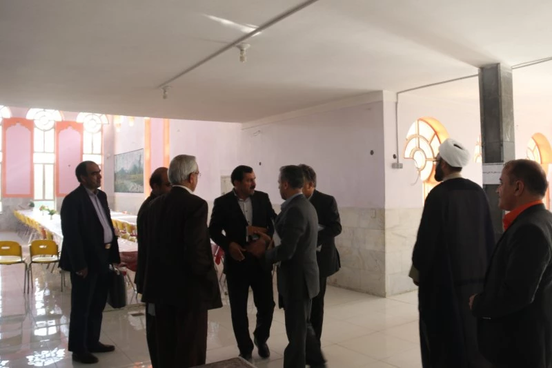 نشست هم اندیشی اساتید و کارکنان پردیس شهیدان پاک نژاد یزد با دکتر خاکی معاونت محترم طرح و برنامه و توسعه منابع دانشگاه فرهنگیان
 5