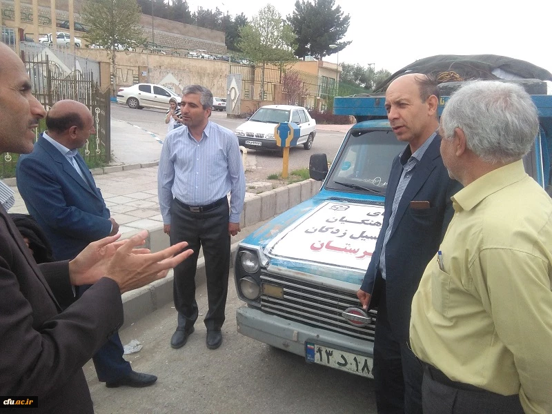 کمک های غیر نقدی دانشگاهیان دانشگاه فرهنگیان کردستان به سیل زدگان لرستانی