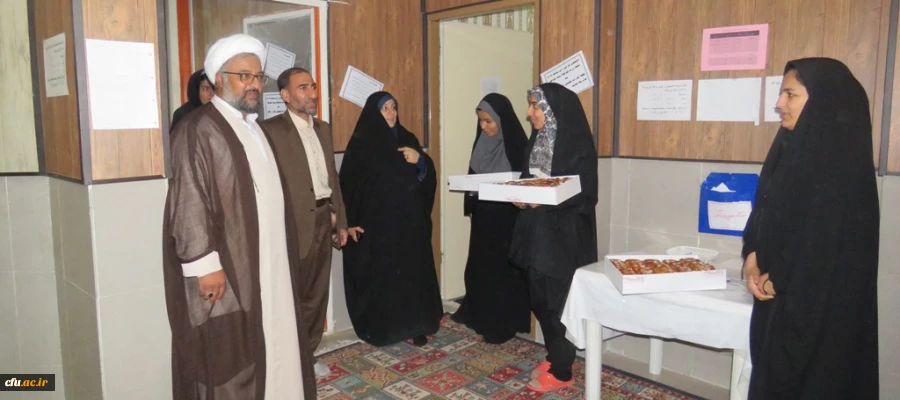 دیدار مدیر امور پردیس ها ومسئول نهادنمایندگی مقام معظم رهبری استان کرمانشاه با دانشجویان پردیس شهید صدوقی  2