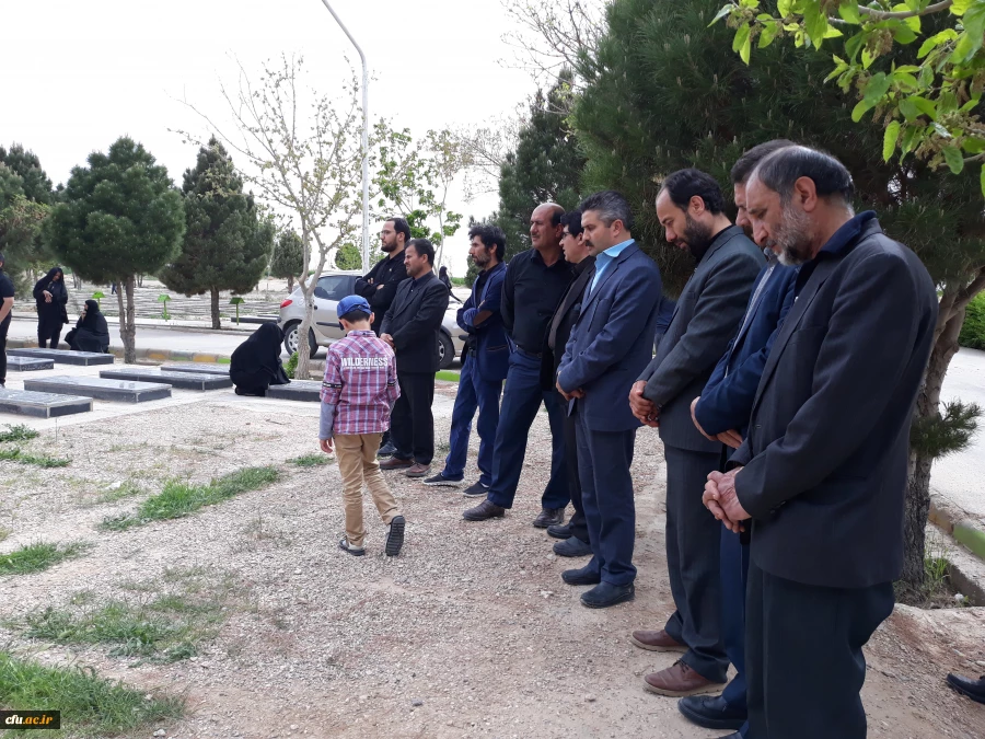 شرکت دانشجو معلمان پردیس امام جعفر صادق(ع) خواهران و جمعی از کارکنان پردیس های خراسان شمالی در مراسم چهلمین روز درگذشت دانشجو معلم عاطفه تقی زاده 2