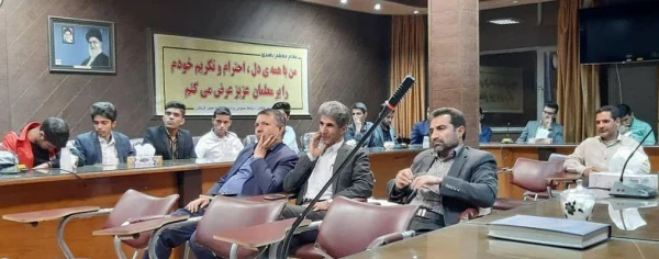 نشست صمیمی کانون ها، انجمن ها و تشکلات دانشجویی دانشگاه فرهنگیان کرمان با مدیریت امور پردیس های دانشگاه فرهنگیان استان