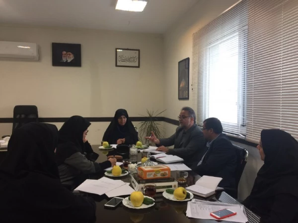 دکتر علی نژاد در جلسه اجرایی شدن  مفاد تفاهم نامه منعقد شده با دفتر بهبود تغذیه جامعه وزارت بهداشت، درمان و آموزش پزشکی:

 معلمان آینده بهترین گروه برای سرمایه گذاری در زمینه آموزش و فرهنگ سازی؛ و  سفیران سلامت در جامعه  2