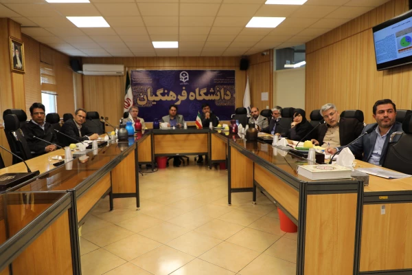 دهه سرآمدی آموزش 
سوم تا دوازدهم اردیبهشت 1398
آموزش با کیفیت: معلم کارآمد، جامعه سرآمد

 3