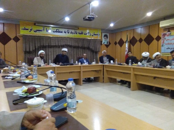 جامعه دانشگاهی امین مردم و نظام اسلامی هستند.