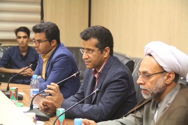 با حضور مدیرکل کتابخانه های عمومی استان هرمزگان

هشتمین نشست کتابخوانی دانشجویان دانشگاه فرهنگیان هرمزگان برگزار گردید
 3