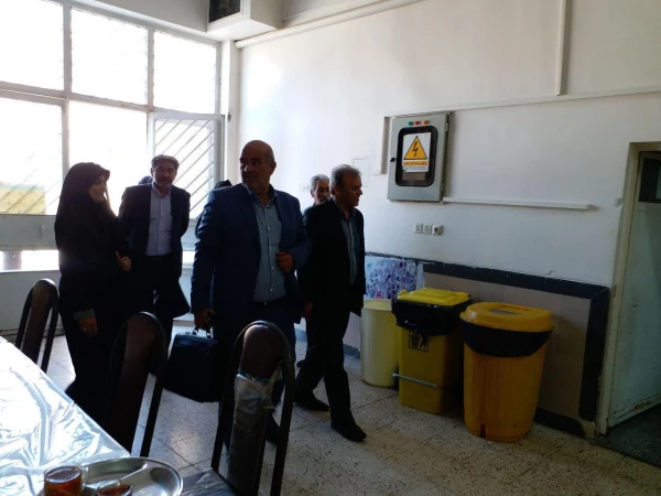 حضور دکتر چناری مدیر کل امور مالی و ذیحسابی دانشگاه فرهنگیان کشور در خراسان جنوبی
 3