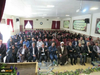 از سوی معاون دانشجویی به مناسبت هفته سراهای دانشجویی انجام شد:

تکریم از خیرین و کلنگ زنی پروژه عمرانی خوابگاه دانشجویی پردیس امیر کبیر