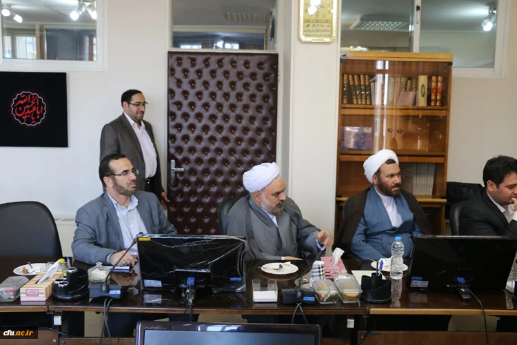 دیدار رئیس و معاونین دانشگاه فرهنگیان با حجت الاسلام والمسلمین رستمی 5