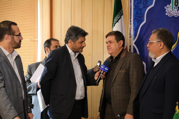 نشست خبری  10