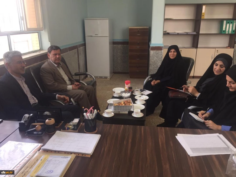 بازدید دکتر جرفی سرپرست مدیریت امور پردیس های استان خوزستان و هیأت همراه از واحدتابعه منطقه آزاد اروند