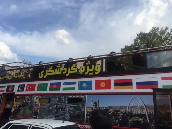 به همت دانشجویی پردیس الزهرا (س) زنجان و با همکاری معاونت فرهنگی شهرداری زنجان برگزار شد:

تور گردشگری(زنجانگردی) به مناسبت هفته سراهای دانشجویی و آموزش 2