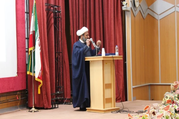 همایش ویژه دهه سرآمدی آموزش در دانشگاه فرهنگیان لرستان برگزار شد.