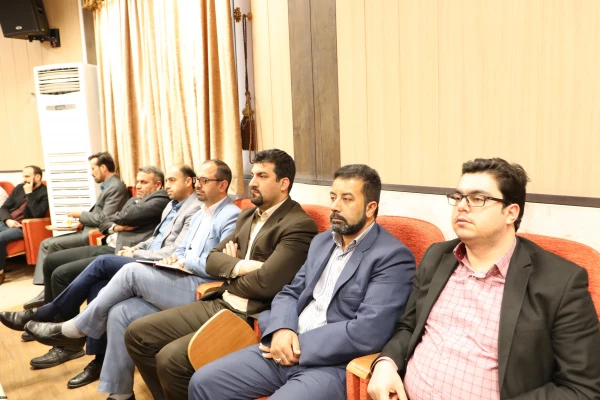 در راستای آموزش سلسله مطالب افزیش سواد سلامت برگزار شد:

کارگاه بیماری های شایع قلب 3