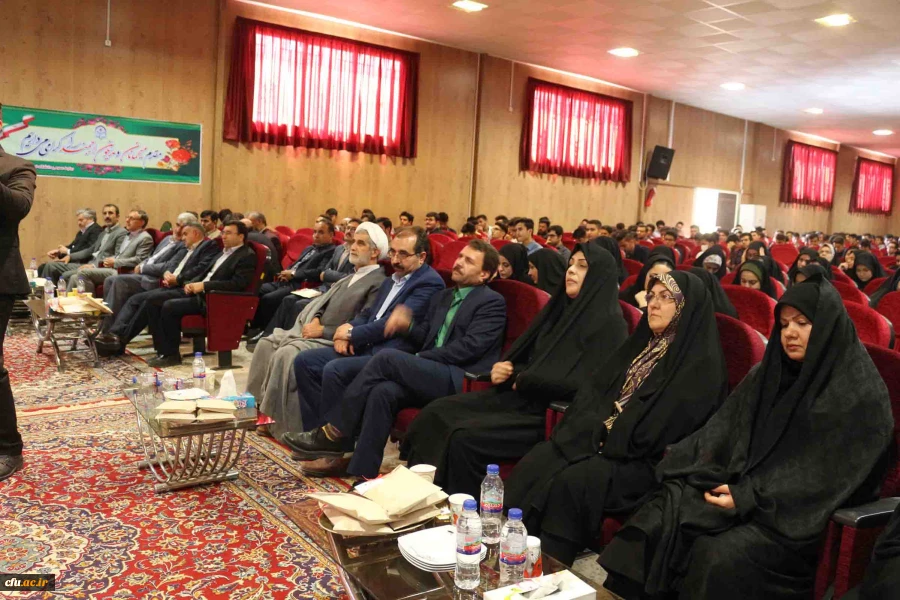 مراسم جشن هفته بزرگداشت مقام معلم و گرامیداشت استاد شهید مرتضی مطهری دانشگاه فرهنگیان خراسان شمالی با هدف کمک مالی به سیل زدگان استان های گلستان، فارس، لرستان، خوزستان و ... برگزار شد. 12