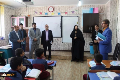 بازدید سرپرست دانشگاه فرهنگیان و معاونت پژوهش و توسعه منابع انسانی اداره کل آموزش و پرورش لرستان از مدارس مجری کارورزی استان