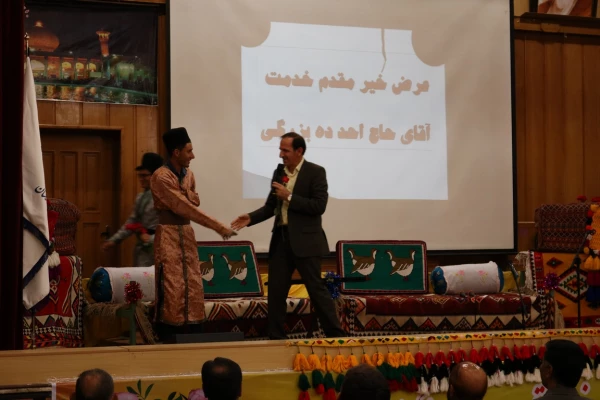 به مناسبت دهه سرآمدی آموزش و بزرگداشت مقام معلم همایش دانشجویی قومیت های دانشگاه فرهنگیان فارس با دعوت از نمایندگانی از سایر دستگاهها برگزار گردید 4