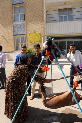 به مناسبت دهه سرآمدی آموزش و بزرگداشت مقام معلم همایش دانشجویی قومیت های دانشگاه فرهنگیان فارس با دعوت از نمایندگانی از سایر دستگاهها برگزار گردید 9