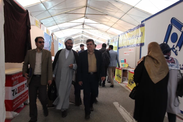 نمایشگاه کتاب 6