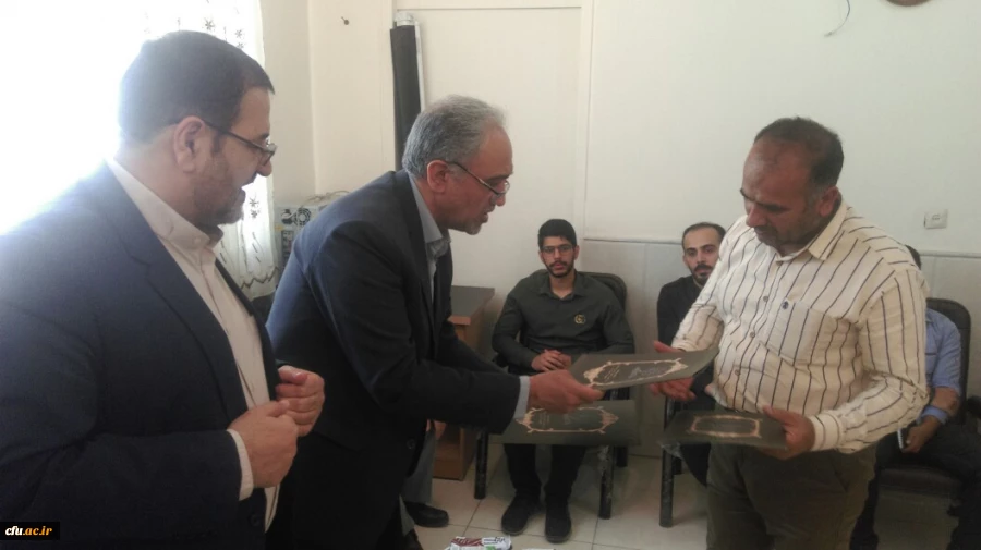 بازدید از مدارس کارورزی به مناسبت گرامیداشت دهه سرآمدی آموزش