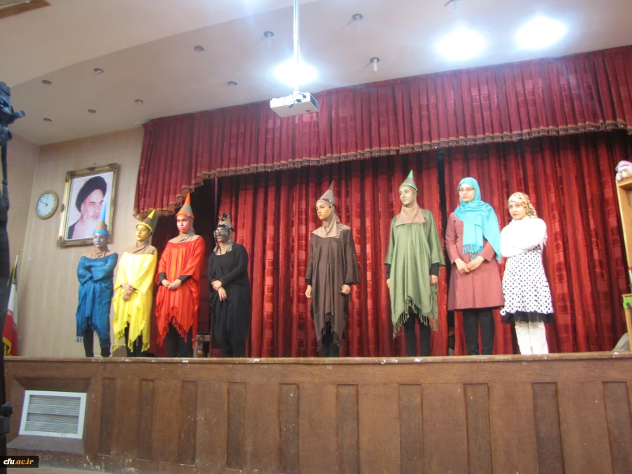 راهیابی گروه سرود و تئاتر پردیس شهید باهنر فارس به مرحله کشوری بیست و نهمین جشنواره فرهنگی هنری دانشگاه فرهنگیان