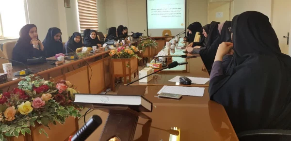 به همت حوزۀ دانشجویی پردیس زینب کبری (س) اراک برگزار شد

کارگاه تغذیه سالم با محوریت ماه مبارک رمضان 2