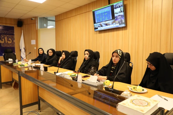 به همت مرکز هوشمندسازی دانشگاه فرهنگیان:

هجدهمین وبینار علمی - تخصصی «تبارشناسی فعالیت های آموزش الکترونیکی در ایران» برگزار شد 6