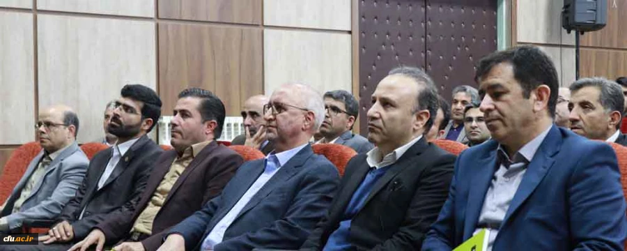 معاون سیاسی امنیتی استانداری زنجان در مراسم هفته سرآمدی در دانشگاه فرهنگیان استان زنجان گفت:

دانشگاه فرهنگیان،دانشگاهی، که می تواند انسان هایی را پرورش دهد که هم واجد نوآوری و بداعت باشند و هم بتوانند این شاخصه را در نسل آینده پرورش دهند. 2