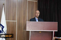 معاون سیاسی امنیتی استانداری زنجان در مراسم هفته سرآمدی در دانشگاه فرهنگیان استان زنجان گفت:

دانشگاه فرهنگیان،دانشگاهی، که می تواند انسان هایی را پرورش دهد که هم واجد نوآوری و بداعت باشند و هم بتوانند این شاخصه را در نسل آینده پرورش دهند. 2