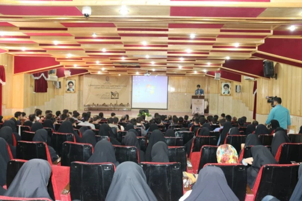 مدیرکل فرهنگی دانشگاه فرهنگیان در اختتامیه مرحله کشوری جشنواره فرهنگی دانشجومعلمان در یزد:

رسالت اصلی دانشگاه فرهنگیان تربیت نیروی انسانی کیفی است.

 3