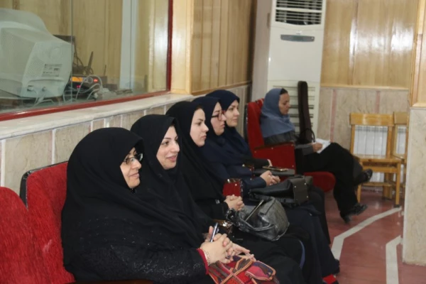 مدیرکل فرهنگی دانشگاه فرهنگیان در اختتامیه مرحله کشوری جشنواره فرهنگی دانشجومعلمان در یزد:

رسالت اصلی دانشگاه فرهنگیان تربیت نیروی انسانی کیفی است.

 11